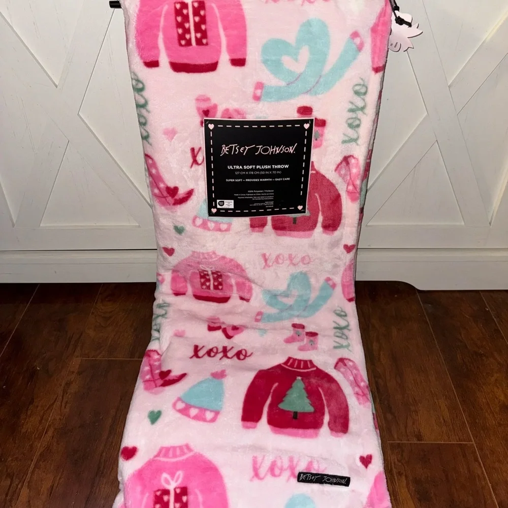 Betsey Johnson Pink Holiday Sweater Plush Throw Blanket